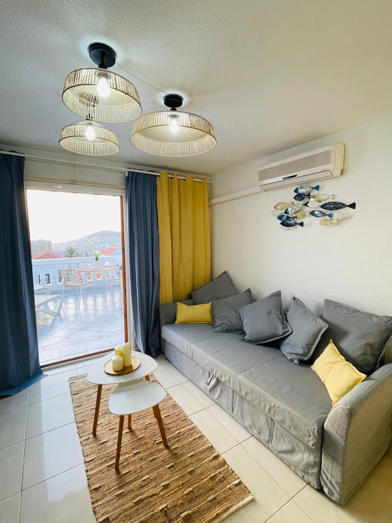 Seaview Port Royal, Los Cristianos, Heated Pool, Wifi 洛斯克里斯蒂亚诺斯 外观 照片