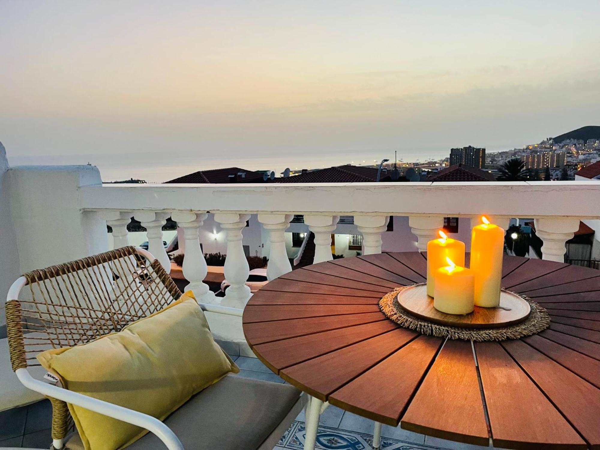 Seaview Port Royal, Los Cristianos, Heated Pool, Wifi 洛斯克里斯蒂亚诺斯 外观 照片